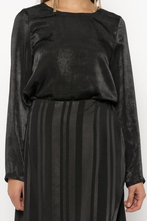 Hana black stripe overlay pants