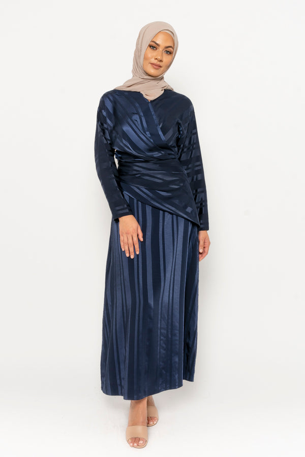 Dana dress navy stripe